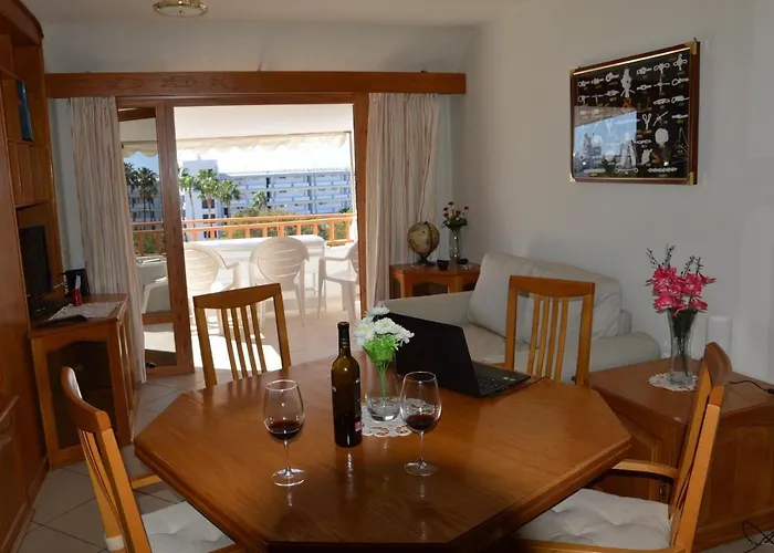 Geranios-san-eugenio-adeje-spain *