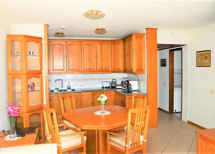 Geranios-san-eugenio-adeje-spain * Costa Adeje (Tenerife)