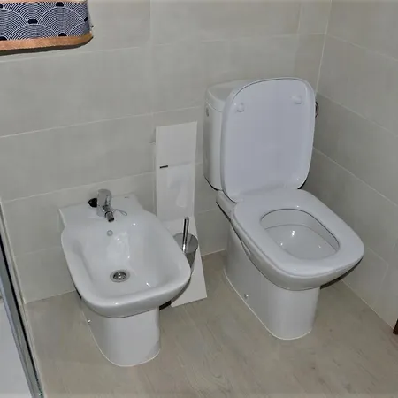 Geranios-san-eugenio-adeje-spain Apartamento *