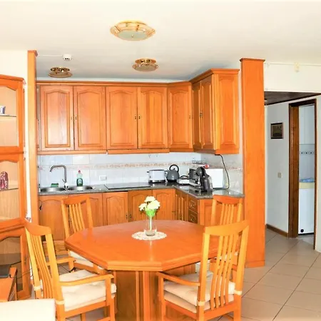 Geranios-san-eugenio-adeje-spain * Costa Adeje (Tenerife)